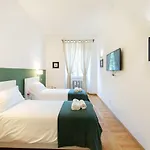 Pensionat Lombardia40 Luxury
